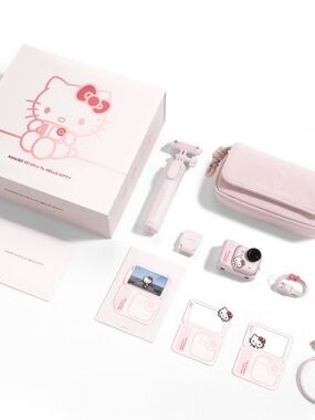 Insta360 GO Ultra x Hello Kitty Limited Edition